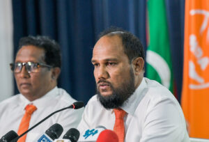 އެމްޑީޕީއާއި ކޯލިޝަން ހެދީ ލިބިދާނެ މަންފާއަކަށް ނޫން، ޤައުމާއި ރައްޔިތުންގެ ހައްގުގައި: މައުރޫފް