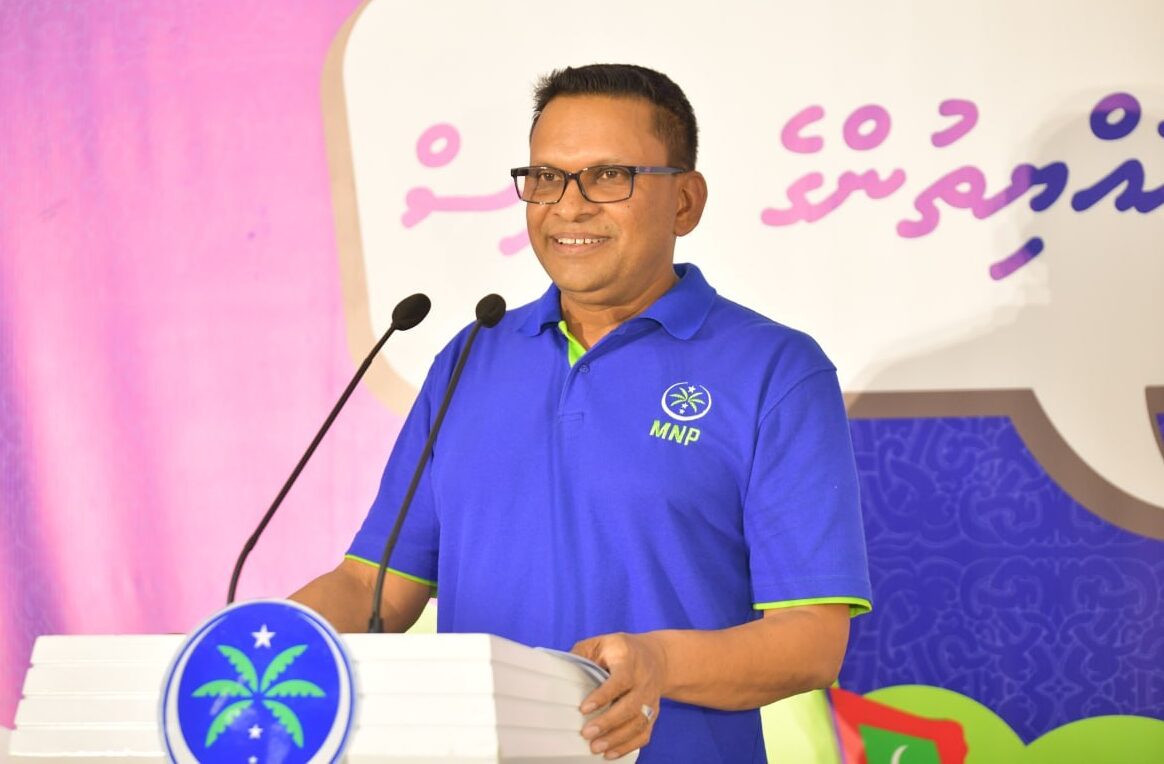 ޤައުމުގެ ސަލާމަތާ ރައްކާތެރިކަން ނުބެލެހެއްޓޭނަމަ ކީއްކުރާ ވެރިއެއްތޯ: ނާޒިމް