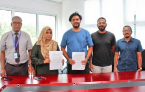 އައިޑީ ކާޑުގެ ޑިޒައިން ބަދަލުކުރަން ބަޔަކާ ހަވާލުކޮށްފި