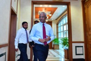 ރައީސް ޞާލިހުގެ ހިކުމަތްތެރިކަން އަލީ ޒާހިރު ސިފަކުރެއްވީ ޅެންބައިތަކުން!