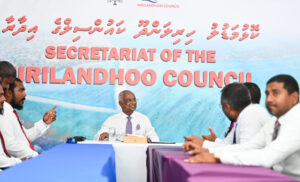 ހިރިލަންދޫ ކައުންސިލުން ރައީސަށް 6 ކަންބޮޑުވުމެއް!