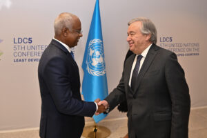 ރައީސުލްޖުމްހޫރިއްޔާ، އ.ދ.ގެ ސެކްރެޓަރީ ޖެނެރަލްއާ ގަތަރުގައި ބައްދަލުކުރައްވައިފި