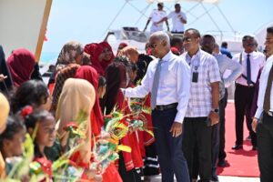 ހިރިލަންދޫ އިން ރައީސް ޞާލިހަށް ހޫނު މަރުހަބާއެއް!