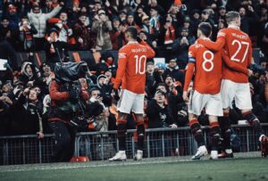 ބެޓިސް އަތުން ޔުނައިޓެޑަށް ބޮޑު މޮޅެއް