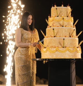 ބަޑިބޭހުގެ ކުޅިވަރާއެކު ކައިޒީންގެ އުފަން ދުވަސް ފާހަގަކޮށްފި