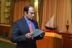 މޫސާ އަލީ ޖަލީލަށް މަނީ ލޯންޑާ ކުރުމުގެ ދަޢުވާކޮށްދޭން އެދިއްޖެ