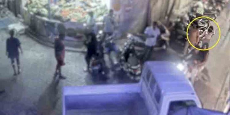 ފޭކް ޓްރާންސްފާރ ސްލިޕްއެއް ފޮނުވިކަމަށް ތުހުމަތުކުރެވޭ 3 މީހަކު ހޯދަނީ