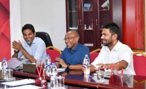 ތިންވަނަ މަޝްވަރާ: ނަޝީދު ފެކްޝަނުން ބުނަނީ މިތިބީ ޤާސިމާއެކުކަމަށް!