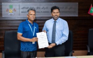 ކުމުންދޫ ބަނދަރު ތަރައްޤީ ކުރުމާއި، ކިނޮޅަހު ގޮނޑުދޮށް ހިމާޔަތްކުރަން އެމްޓީސީސީއަށް