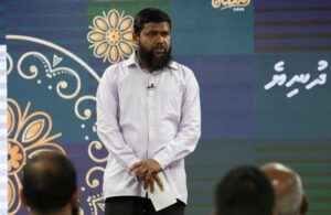 ކޮންމެ ދުވަހެއްގެ ތާވަލްގެ އެންމެ ފުރަތަމަކަމަކީ ނަމާދުކަމަށް ހަދަންޖެހޭ: އައްޝައިޚް ޙުސައިން