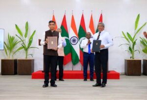 3 މަޝްރޫއަކަށް އިންޑިއާއިން ހިލޭ އެހީ ފޯރުކޮށްދީފި