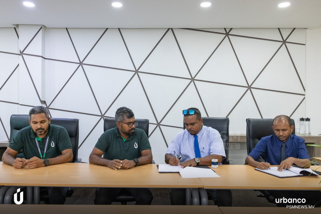 ފޭސް ދޭއްގައި 521 މީހުންގެ ޖާގައިގެ މިސްކިތެއް ބިނާކުރަނީ