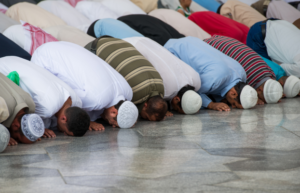 ވިތުރި އާއެކު ތަރާވީޙް ނަމާދުގެ ރަކްޢަތްތަކުގެ ޢަދަދު ކިހާވަރެއް؟