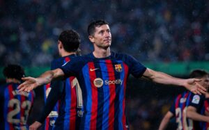 ބާސާއަށް އެއްވަނައިގައި 11 ޕޮއިންޓުގެ ލީޑެއް