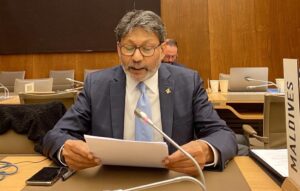 ޖޭޕީން ވަކިނުވެ ޑރ.އާސިމްގެ ތާއީދު ރައީސް ޞާލިހަށް