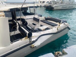 ދެ ލޯންޗެއް ޖަހި ހިނގި އެކްސިޑެންޓެއްގައި ދިވެއްސަކު ނިޔާވެއްޖެ