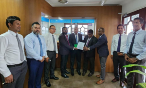 ދެ ރައީސުންގެ މައްސަލަ ސްޕްރީމް ކޯޓުން އަނެއްކާވެސް ބޭރުކޮށްލައިފި