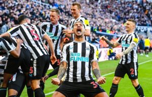 ޔުނައިޓެޑް ބަލިކޮށް ނިއުކާސަލުން ތާވަލުގެ ތިންވަނަ އަށް