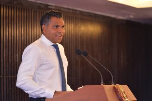 މީހެއްގެ މައްޗަށް ހުކުމެއް ނުވަތަ ނިންމުމެއް ނިންމާނަމަ އަދުލުވެރިވާންޖެހޭނެ: ނައިބް ރައީސް