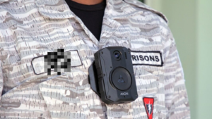 ޑްރަގާއެކު ހައްޔަރުކުރި ޖަލު އޮފިސަރުގެ ބަންދަށް 15 ދުވަސް