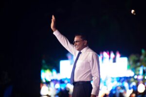 ރިޔާސީ ޓިކެޓް ހަވާލުކޮށް، ނާޒިމްގެ "އުޖާލާ ޒަމާން" ކެމްޕޭން އިފްތިތާހު ކޮށްފި