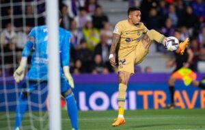 ޖެހިޖެހިގެން ދެވަނަ މެޗުން ބާސެލޯނާ ބަލިވެއްޖެ