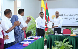 ނިލަންދޫ ދާއިރާގެ މެމްބަރު ޖޭފޯ އެމްޑީޕީއަށް ސޮއިކޮށްފި