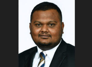 މަހްލޫފްގެ ޕާސަނަލް އެސިސްޓެންޓް އަޒުމޫން ޑެޕިއުޓީ މިނިސްޓަރަކަށް