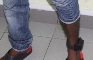 އަލުން ޓެގު އަޅުވަން ފަށައިފި، ފުރަތަމަ ޓެގު އެޅުވީ އަހަނދު ފައިގައި