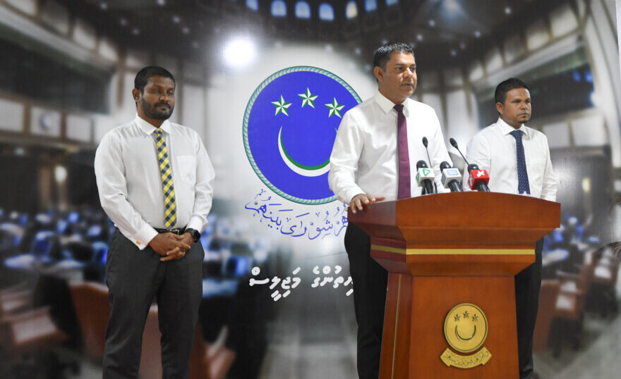 އެންމެން އަތުގައި ހުރި، ހުރިހާ ތަޅެއް ހަވާލު ކުރަންވީ ނަޝީދާއި: ނާޝިޒު