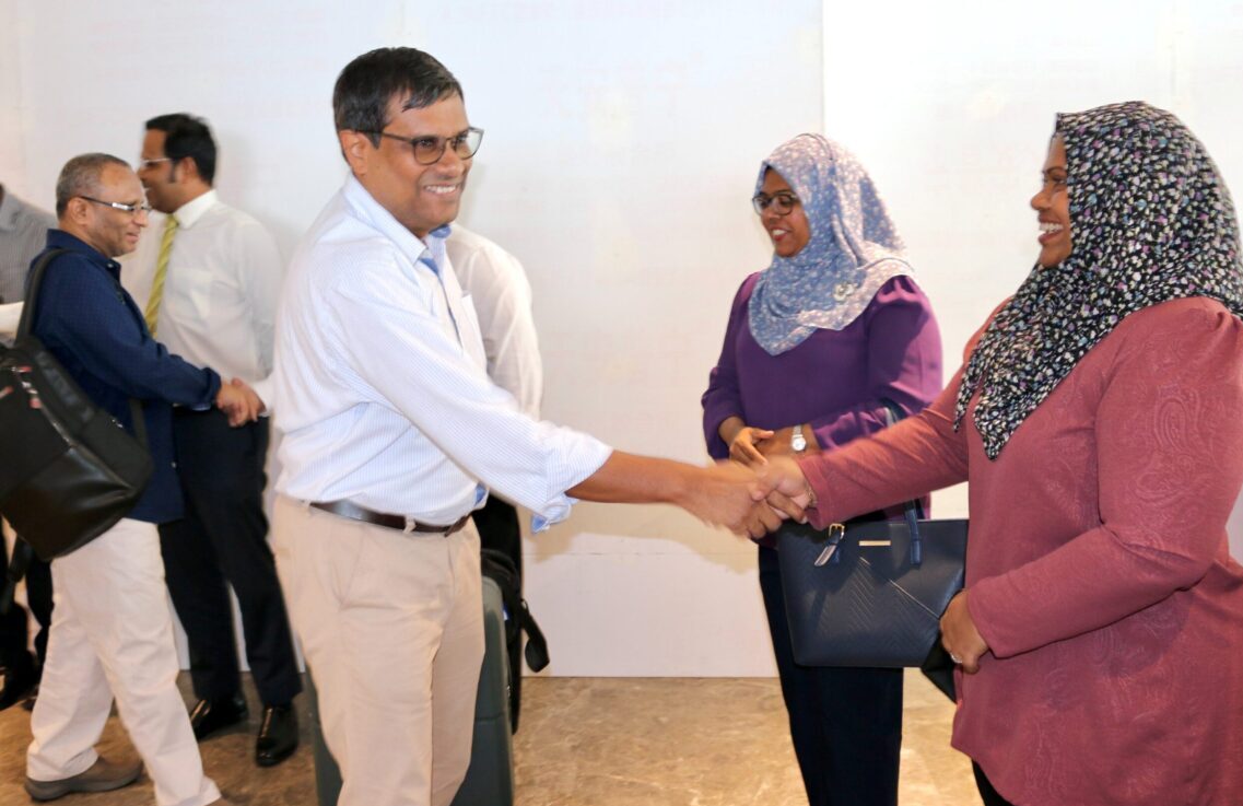 އެމެރިކާ ދަތުރަށްފަހު އުއްތަމަ ފަނޑިޔާރު ރާއްޖެ ވަޑައިގެންފި