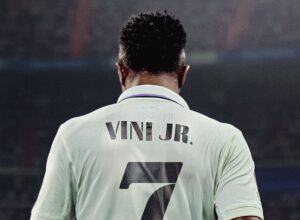 ރެއާލްގެ ލެޖެންޑަރީ 7 ނަންބަރު ޖާޒީ ވިނީޝިއަސް އަށް