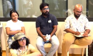 ޑިމޮކްރޭޓުންނަކީ ކޮބައިކަން ޒުވާނުންނަށް ބުނެދެނީ