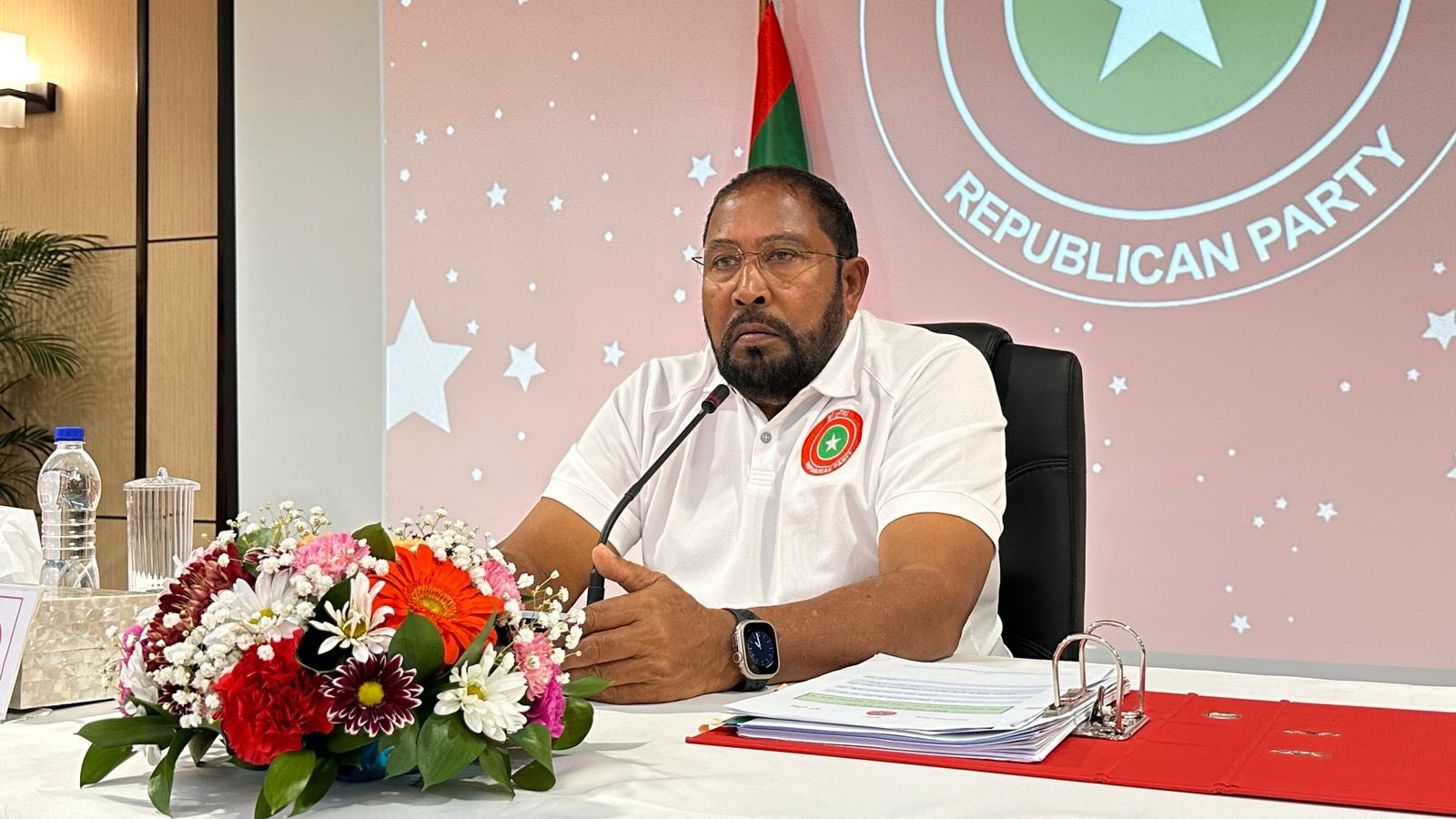 ގާސިމްގެ ތުހުމަތު ސަރުކާރަށް: ފަޅު ވިއްކުން ހުއްޓުވީ ރިޔާސީ އިންތިޚާބުގައި ވާދަކުރާތީ