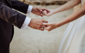 މިއަދުގެ ރީތި ތާރީހުގައި މާލޭގައި 43 ކައިވެނި