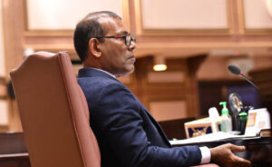 ރިޔާސަތުން ވަކިވެ، ބަހުސްގައި ބައިވެރިވާން މިއިނީ ކެތްމަދުވެފަ: ނަޝީދު