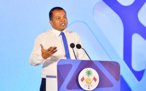 ރޯދައަށް އައްޑޫ ކަރަންޓު މައްސަލަ ހައްލު ކުރެވޭނީ އައު ޖެން ސެޓްތަކެއް ގެނެވިގެން