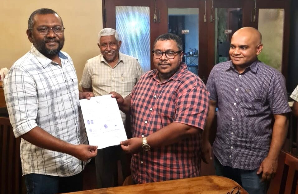 ތަޖުރިބާކާރު ކުރީގެ ނޫސްވެރިޔާ ޖޯރޭ އެމްޑީޕީއަށް ސޮއިކޮށްފި