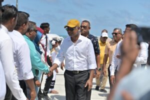 ކުދި ރަށްރަށް ބާކީވީ ގިނައިން ވޯޓު ލިބޭ ތަންތަނަށް އެކަނި އިސްކަން ދިނުމުން: ރައީސް