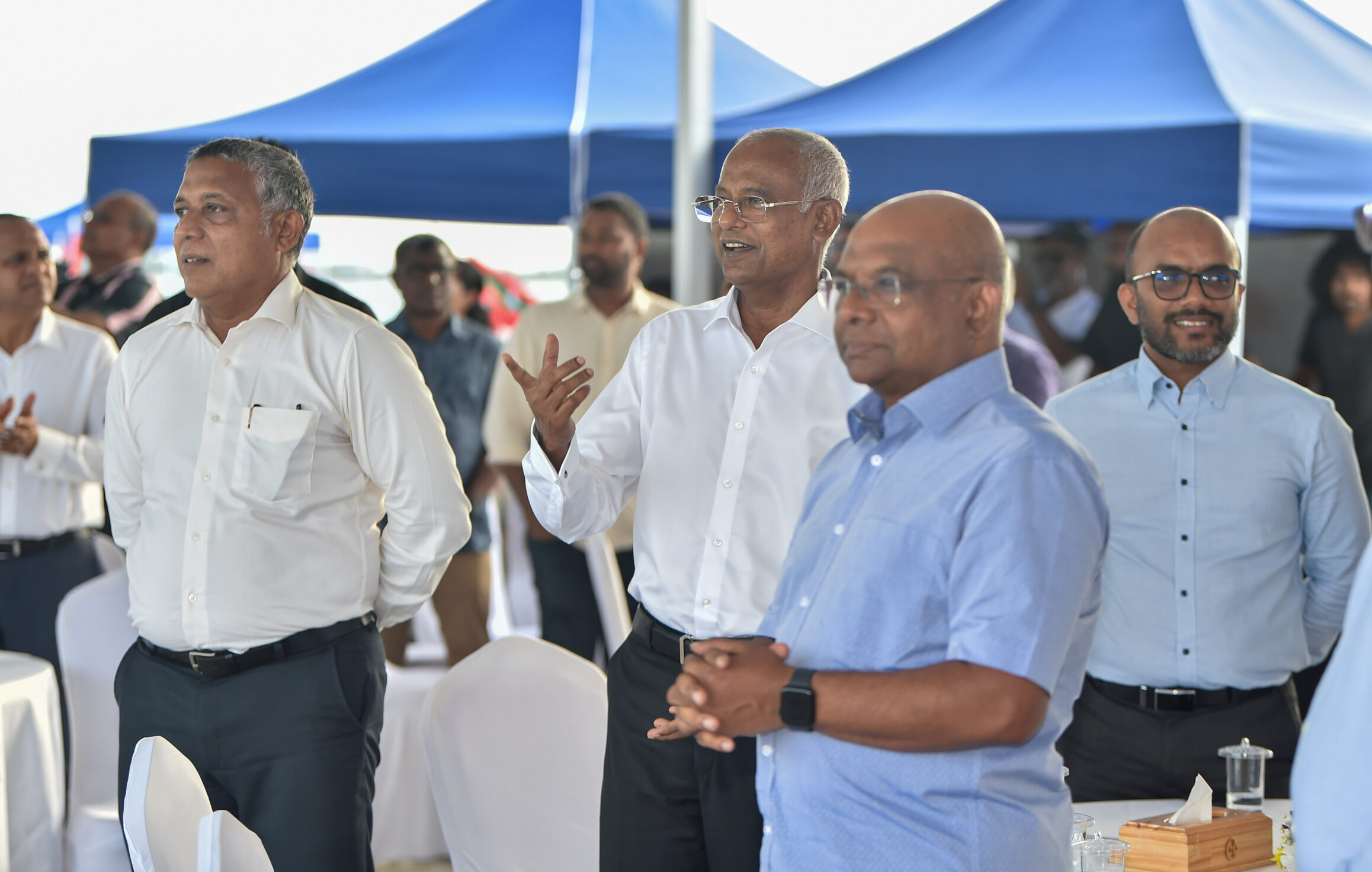 މާލޭގެ ގިނަ ރައްޔިތުން ދިރިއުޅެމުން ދަނީ، އެތައް އަސާސީ ޙައްޤަކުން މަޙުރޫމް ވެގެން: ރައީސް