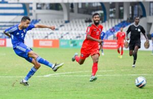 ބަންގްލަދޭޝް ކޮޅަށް އިތުރު ވަގުތުގައި ޖެހި ލަނޑުން ކުވައިތު ފައިނަލަށް