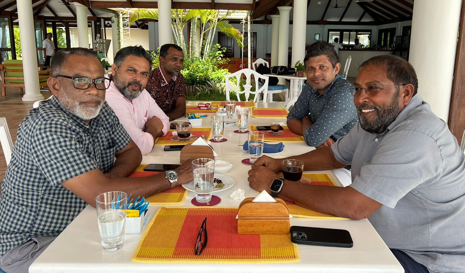 ޤާސިމާއި، ޕީޕީއެމްގެ ބައްދަލުވުމަށްފަހު، ނަވާޒު ގޮވާލީ އެންމެން އެކުގައި ޤާސިމް ހޮވުމަށް!