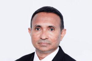 ޑިފެންސްގެ ކުރީގެ ޑެޕިއުޓީ މިނިސްޓަރު ޒަމީލު ރިޔާސީ އިންތިޚާބުގައި ވާދަ ކުރައްވަނީ