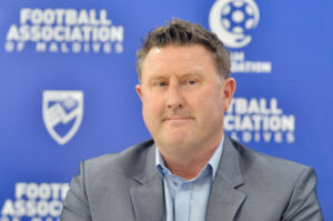 އެފްއޭއެމުގެ ޓެކްނިކަލް ޑިރެކްޓަރަކަށް ސްމޯޯލީ