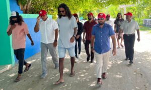 ޖޭޕީގެ ޓީމުތައް ހިންމަފުއްޓާއި، ހުރައަށް!