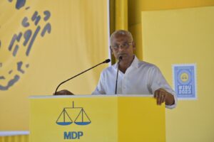 ށ.އަތޮޅު ރައްޔިތުންނަށް ކުޑަފަރުގައި އެއާޕޯޓެއް އަޅާނެކަމަށް ރައީސް ވަޢުދުވެއްޖެ