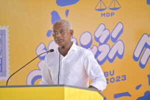 ބަނޑިދޫގެ ބިން ހިއްކައި ގޯތި ދޭނަން، މަގު ވެސް ހަދާނަން: ރައީސް