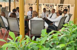 ޕާޓީ ބަދަލު ކުރިކަން މަޖީހަށް އެންގީ ޑިމޮކްރެޓްސްގެ ތިން މެންބަރުން: ނަޝީދު