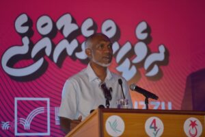 ހުރިހާ ބޭންކަކުންވެސް ފަސޭހައިން ގެދޮރިވެރިކަމަށް ލޯނު ލިބޭގޮތް ހަދާނަން: މުއިއްޒު