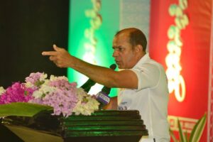 ހިތްދަތި ދުވަސްތަކަށް ނިމުން ގެނެސް، ރައީސް ޔާމީން މިނިވަން ކުރައްވާނީ ޑރ.މުއިއްޒު: ލަތީފް